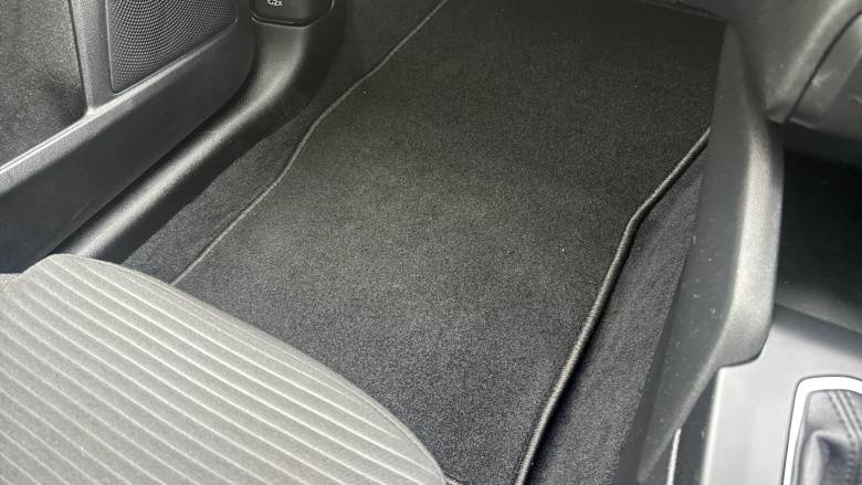 Ford Focus 1.0 EcoBoost Hybrid mHEV 155 Titanium 5dr Petrol Hatchback